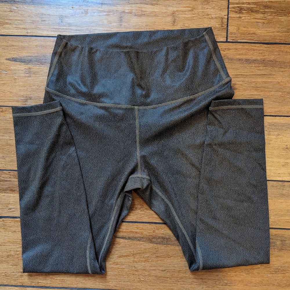 Zyia Crackled Leather Hi-rise 7/8 24"